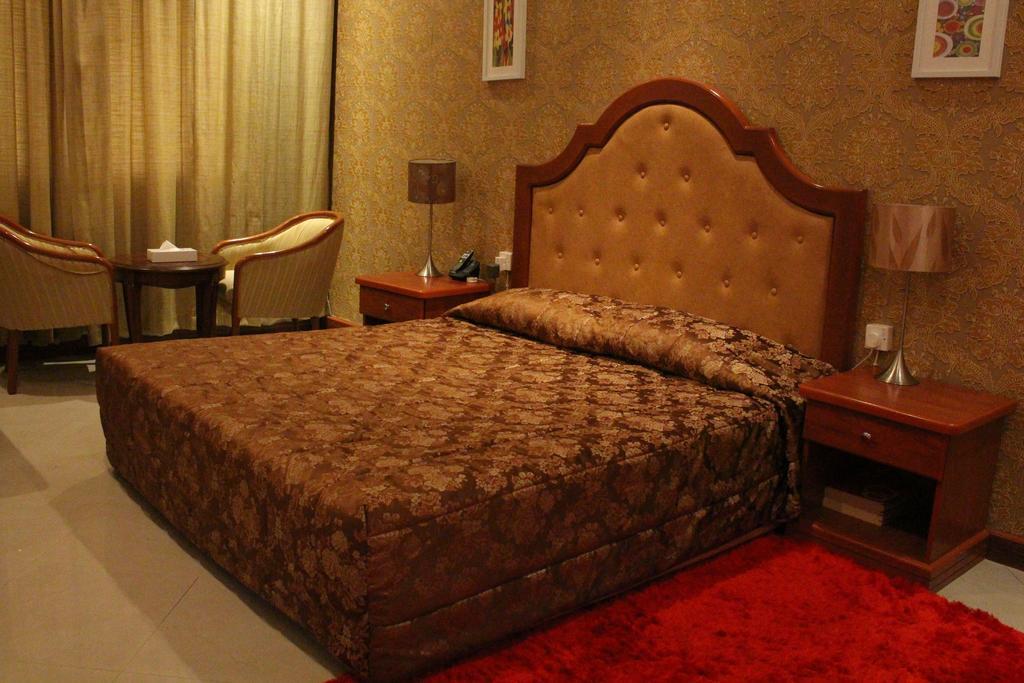 Riviera Hotel Manama Eksteriør bilde